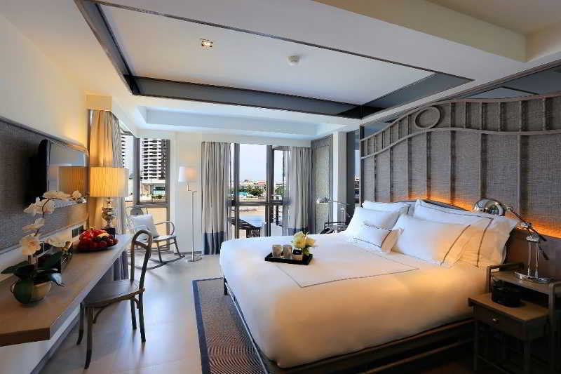 Premium Riva Room