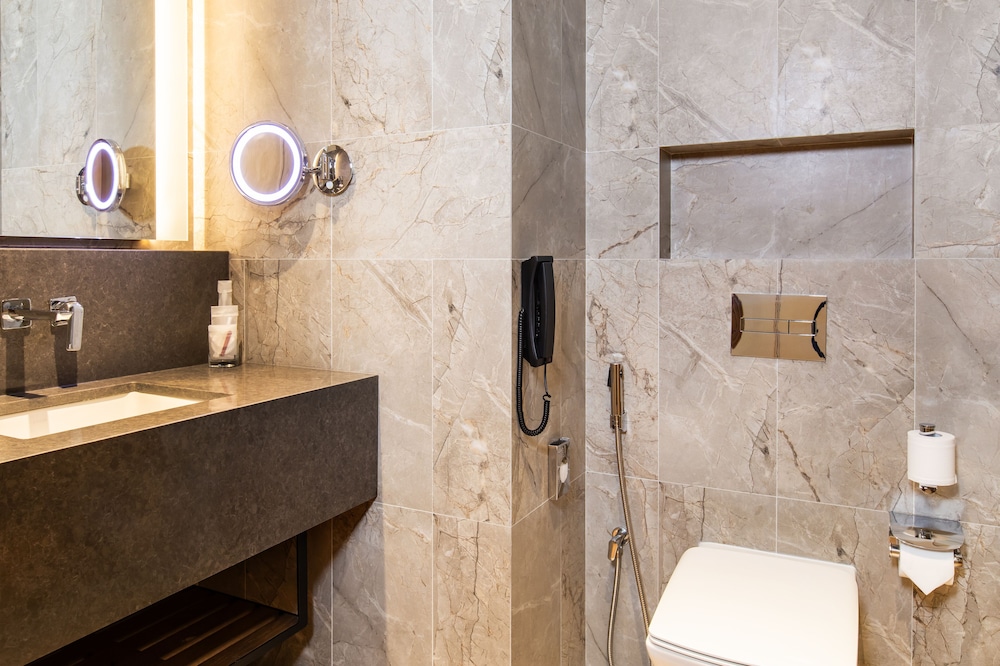 IntercityHotel Bawshar 61/62