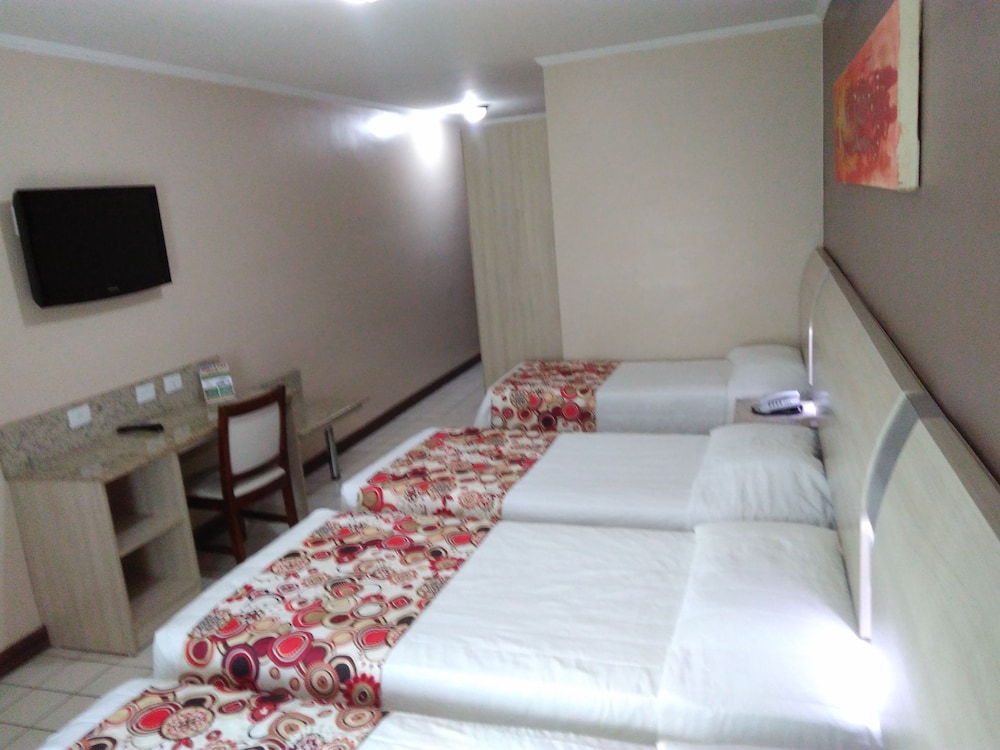 Sueds Plaza Hotel 19/56