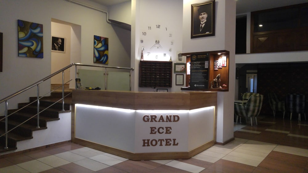 Grand Ece Otel 3/34