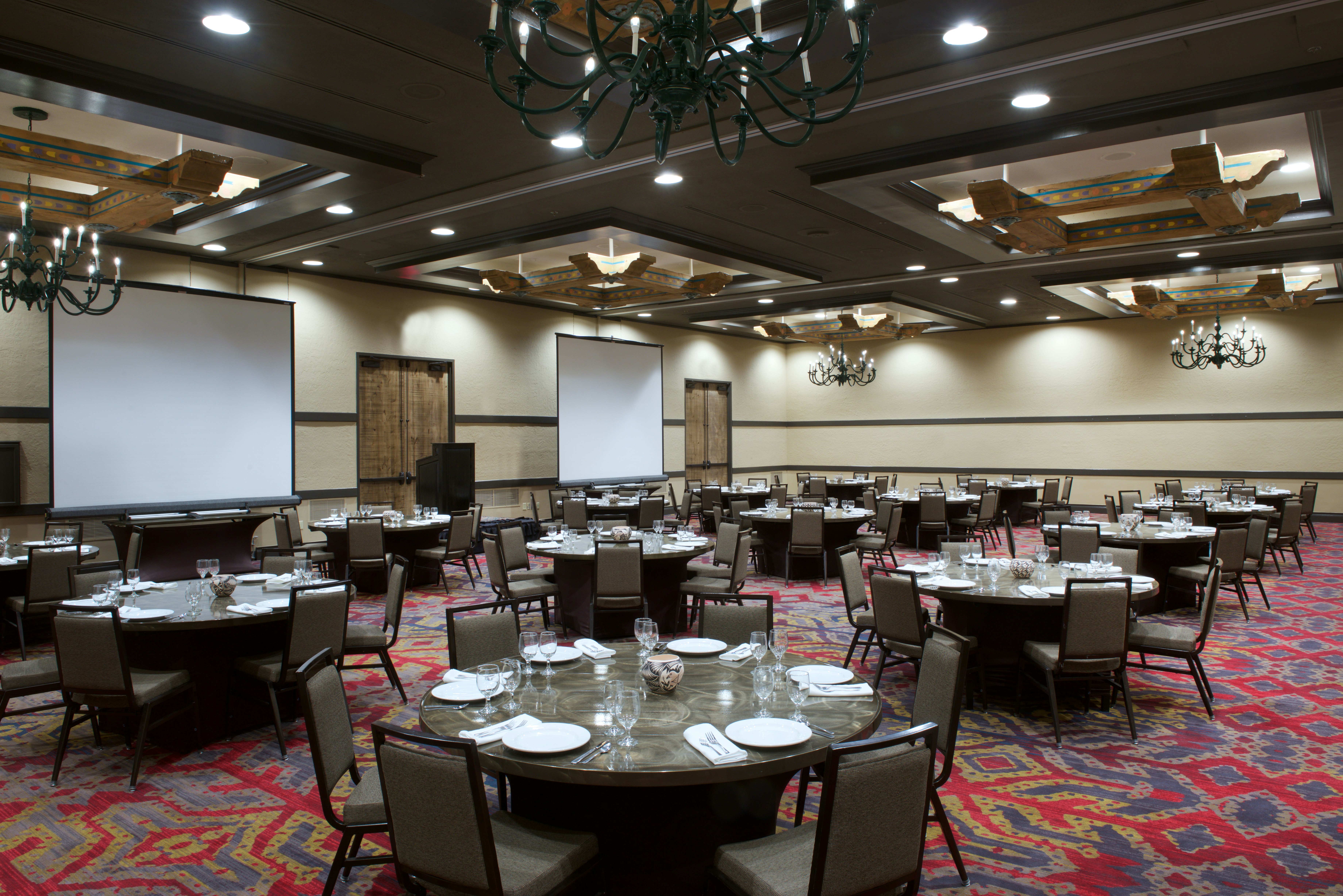 HILTON SANTA FE HISTORIC PLAZA 57/70