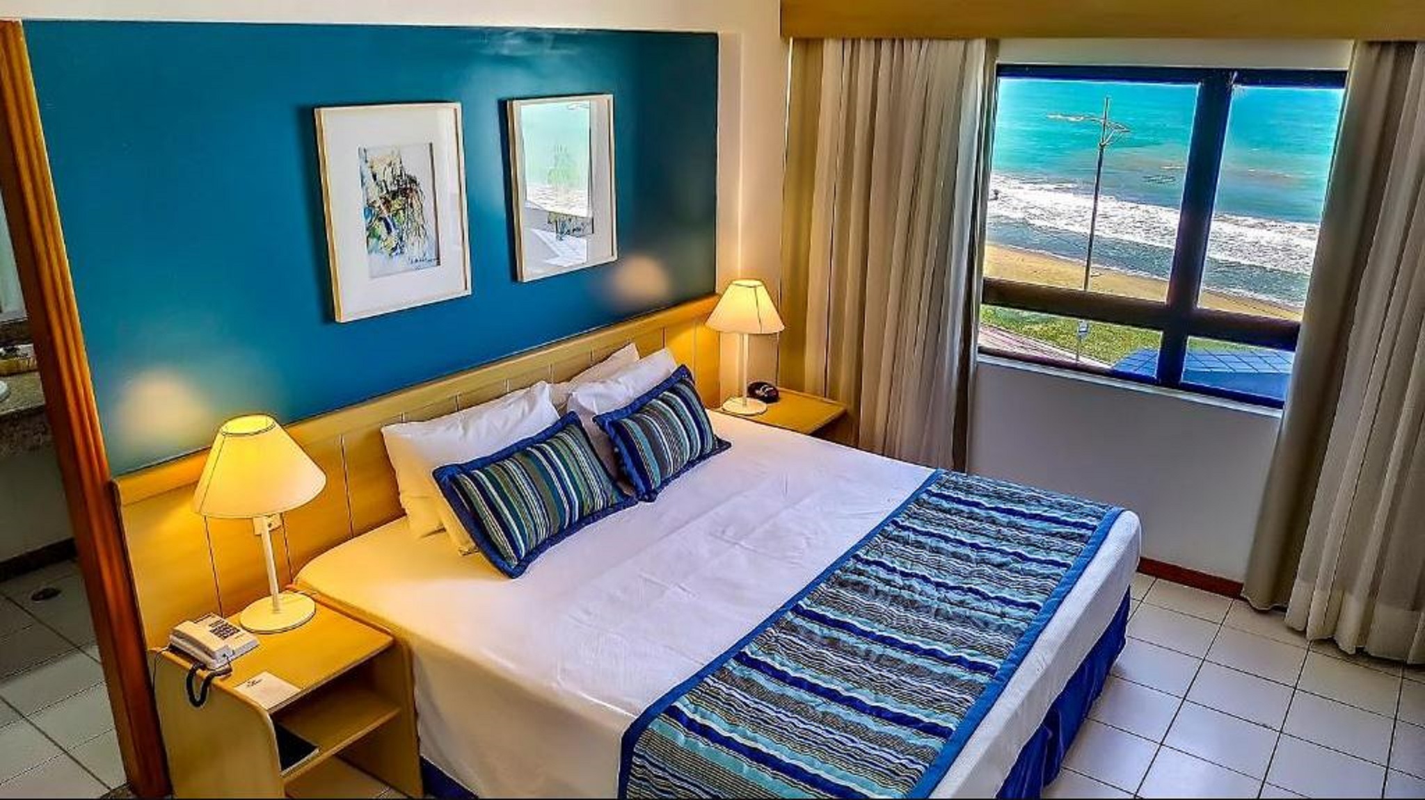 Deluxe, Double Bed, Ocean Front