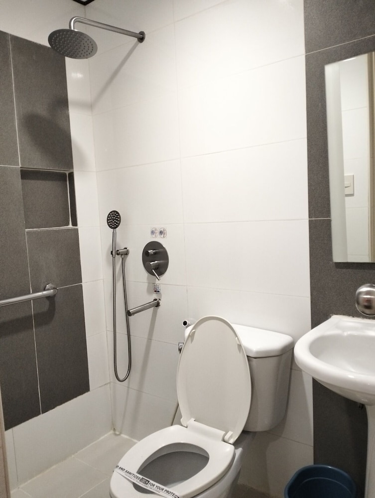 Hotel Sogo Roxas Blvd 30/32