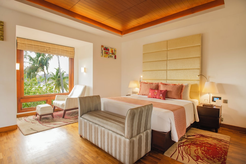Heritage, Suite, King Bed