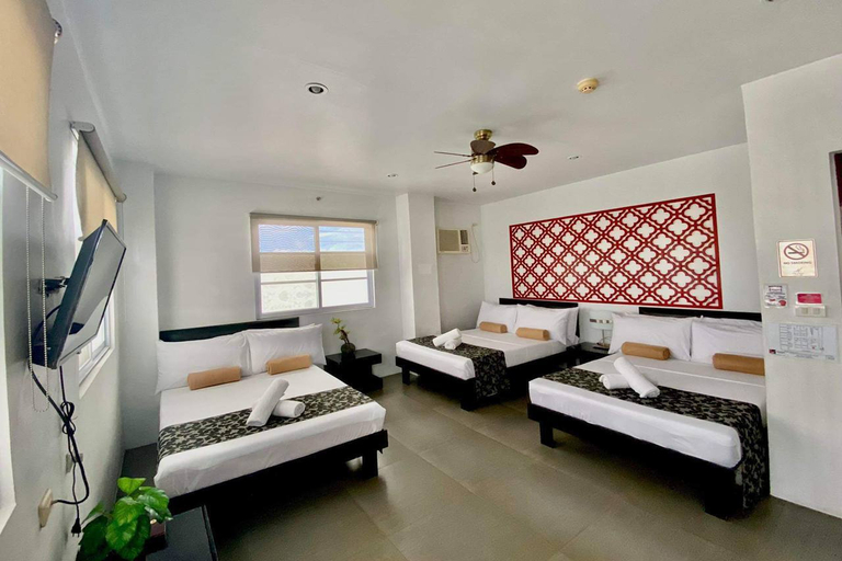 Family Room (Ruby)