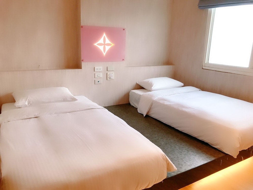Walker Hotel Chenggong 13/41
