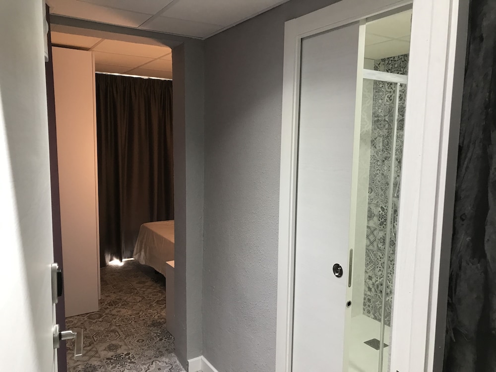 Hostal Boutique Benidorm Blue Beach 17/36