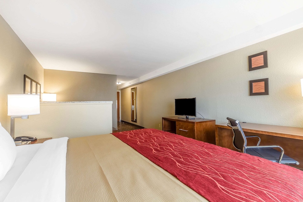 Comfort Inn & Suites Rocklin - Roseville 25/55