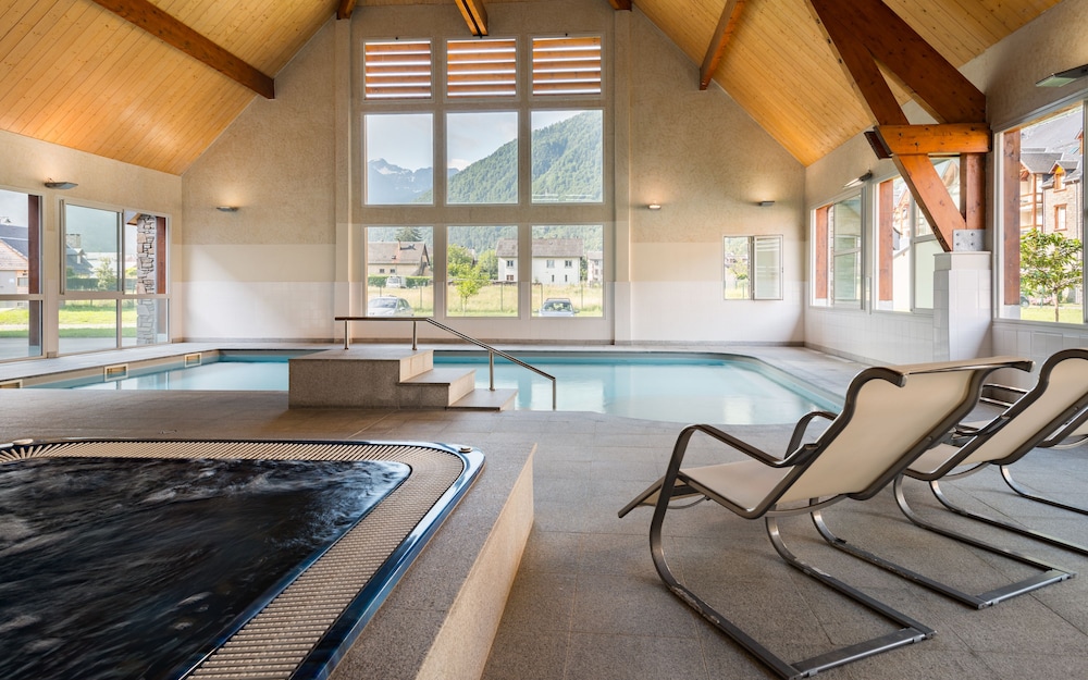 Lagrange Vacances Le Belvedere 8/19