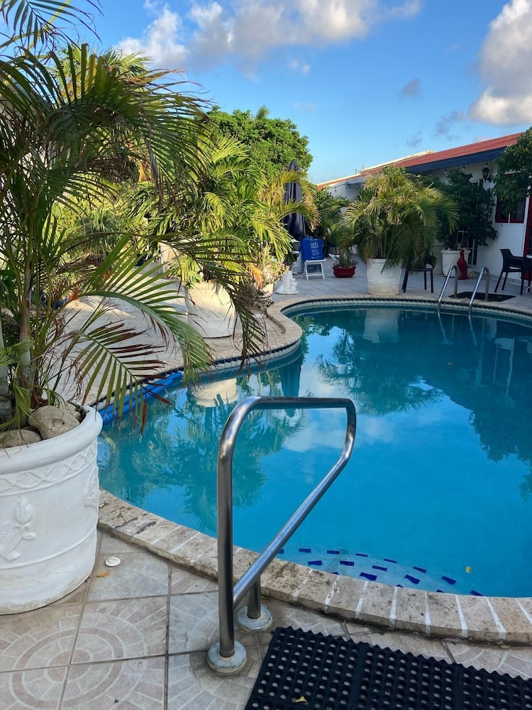 Aruba Harmony Apartments 57/59