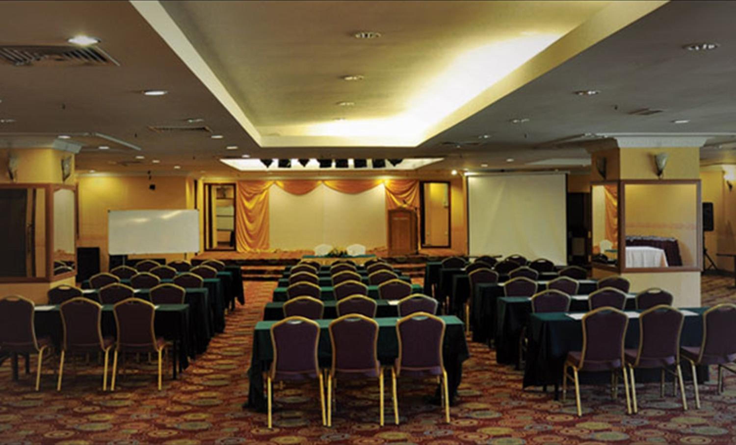 Tang Dynasty Bay Hotel 44/57