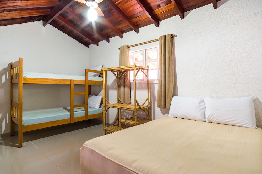 Master, Chalet, Bunk Bed, Sofa