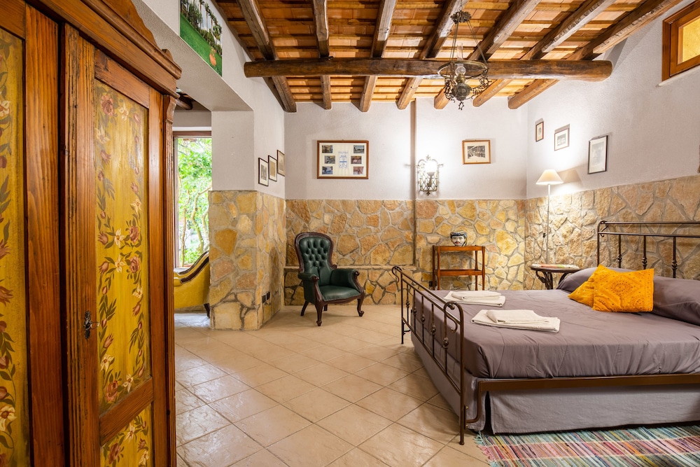 Villa Pilati Bed & Breakfast 10/50