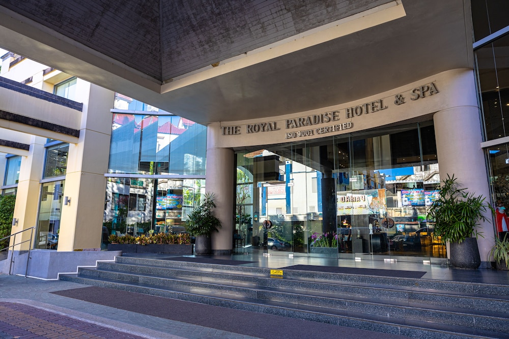 The Royal Paradise Hotel & Spa 4/75