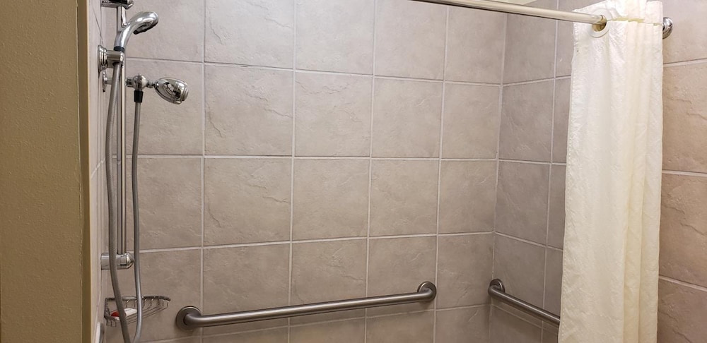 Family Budget Inn Bethany 48/48