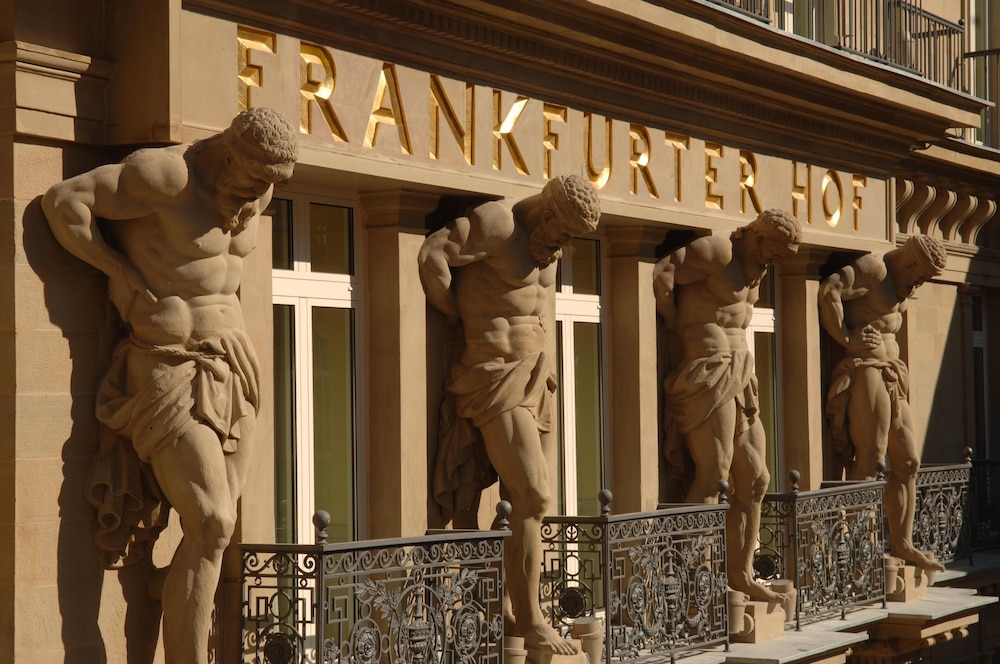 STEIGENBERGER FRANKFURTER HOF 14/81