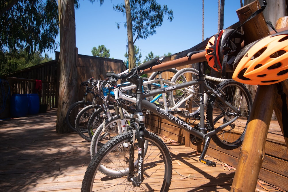 Bukubaki Eco Surf Resort 41/50