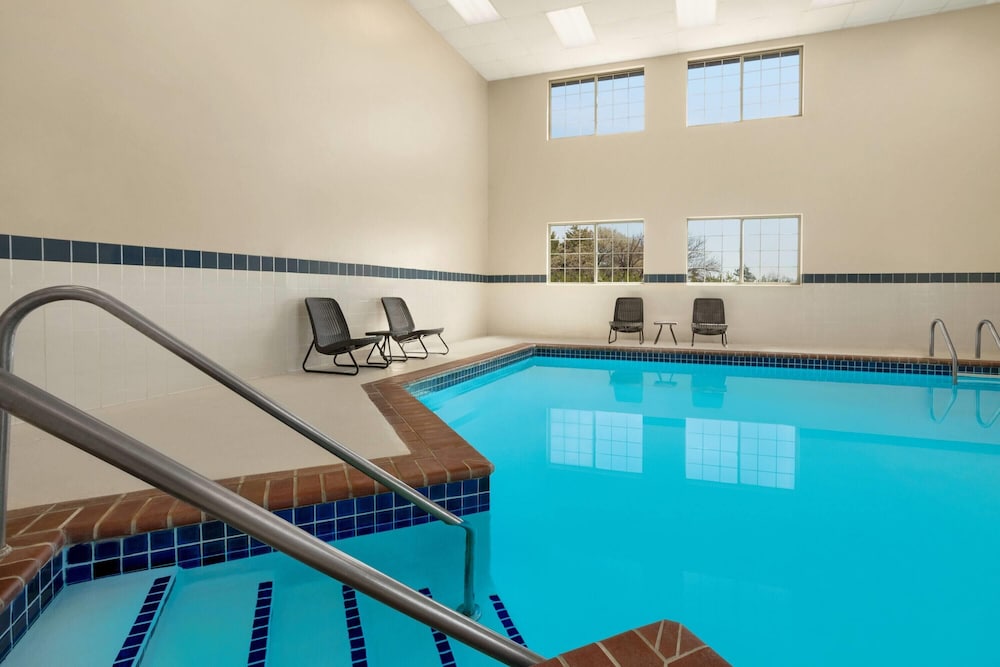 Baymont by Wyndham Blackwell I-35 35/71