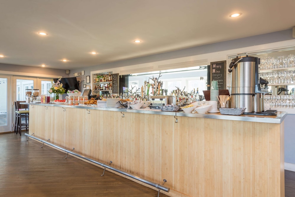 The Breakwater Inn and Spa 4/47