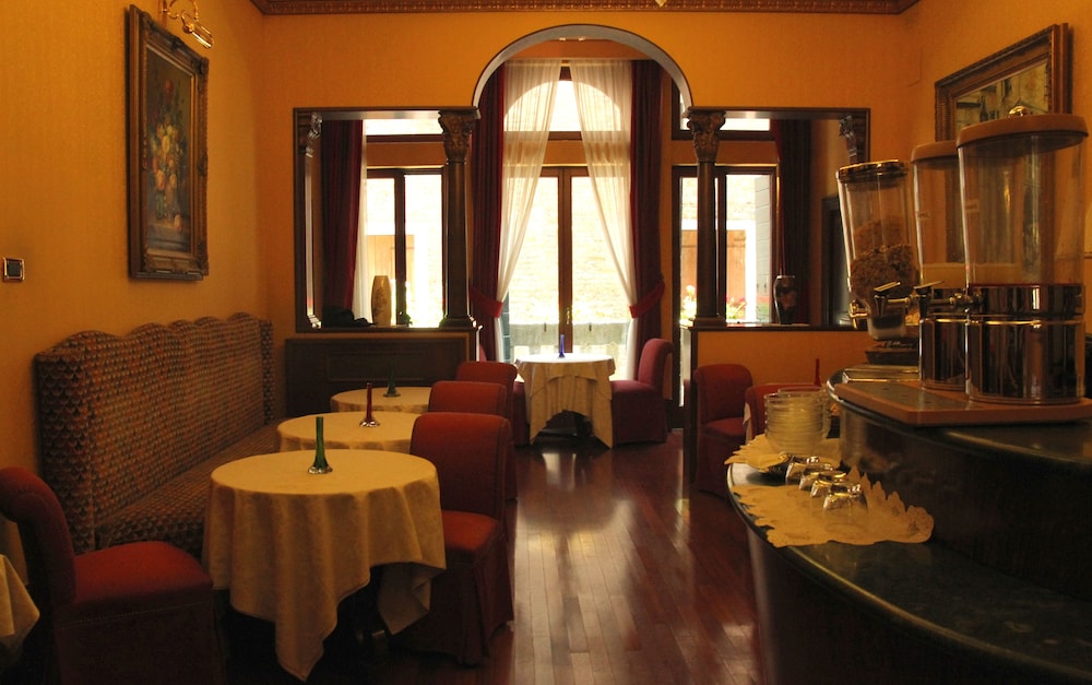 Corte Contarina 34/50