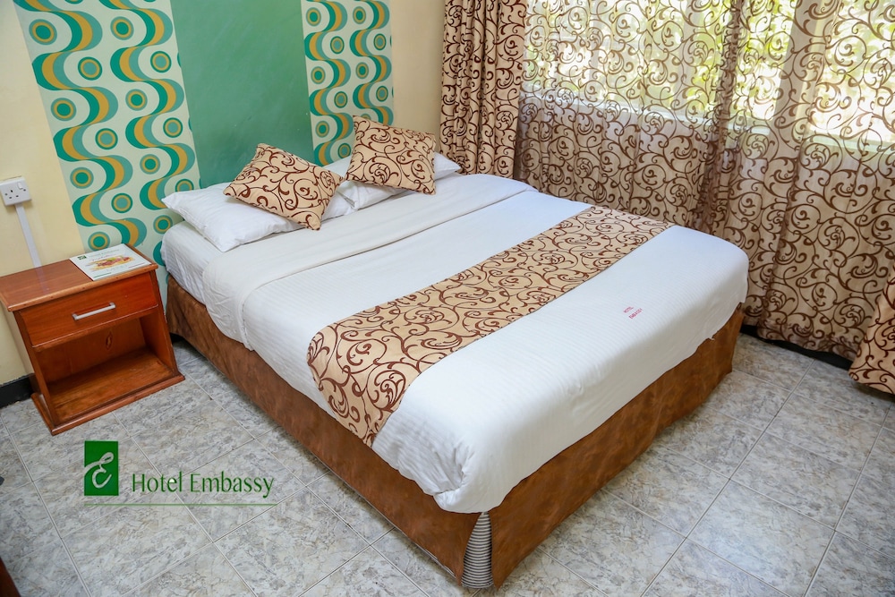 Hotel Embassy 26/58