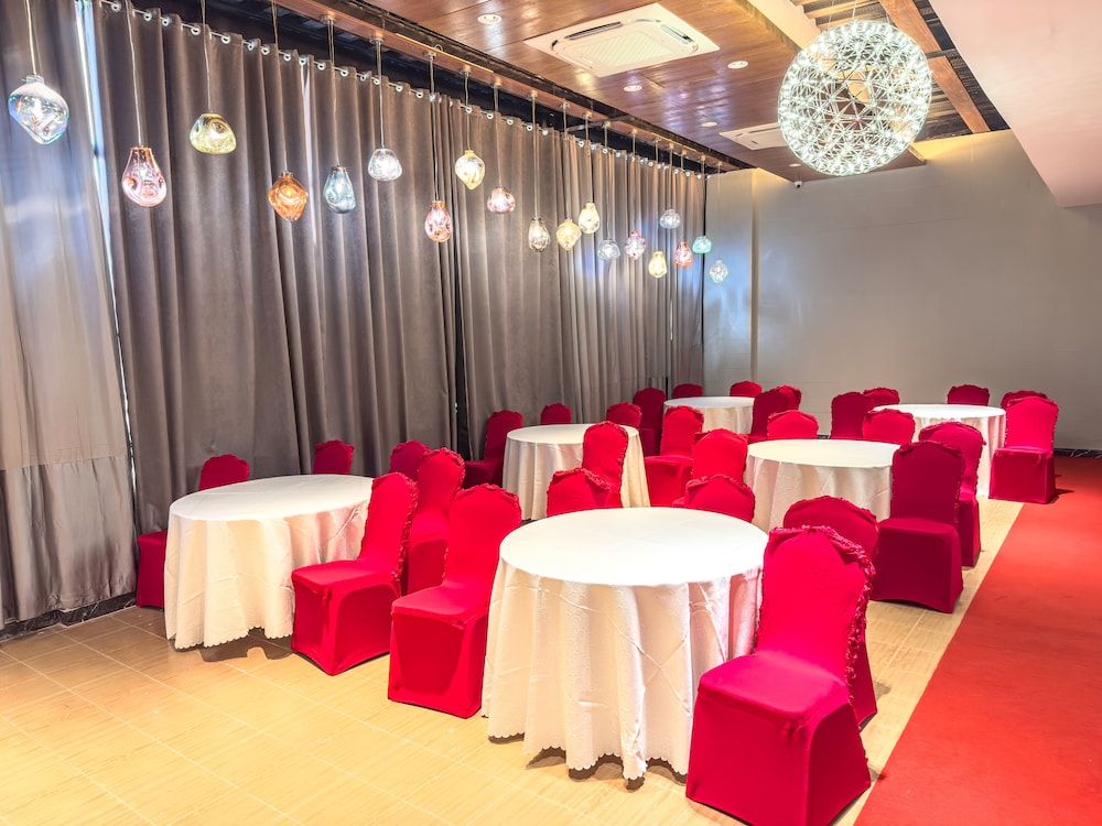 Hotel Omni Residency Baridhara 33/38