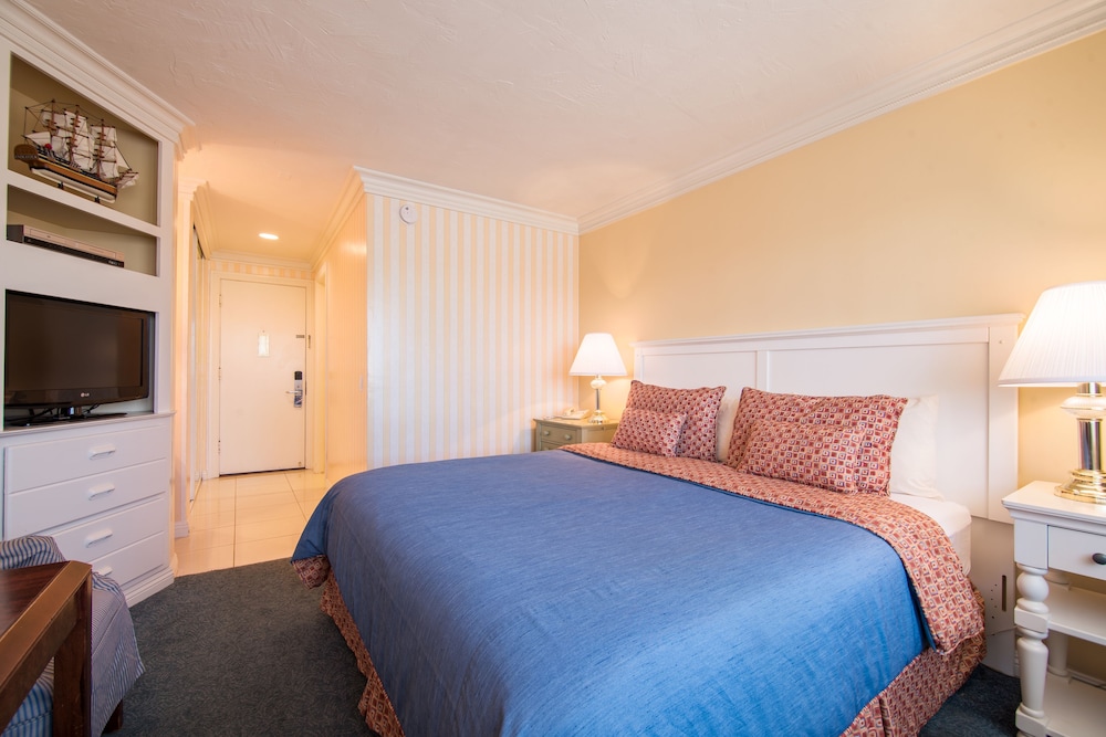 Bay Shores Peninsula Hotel 22/55