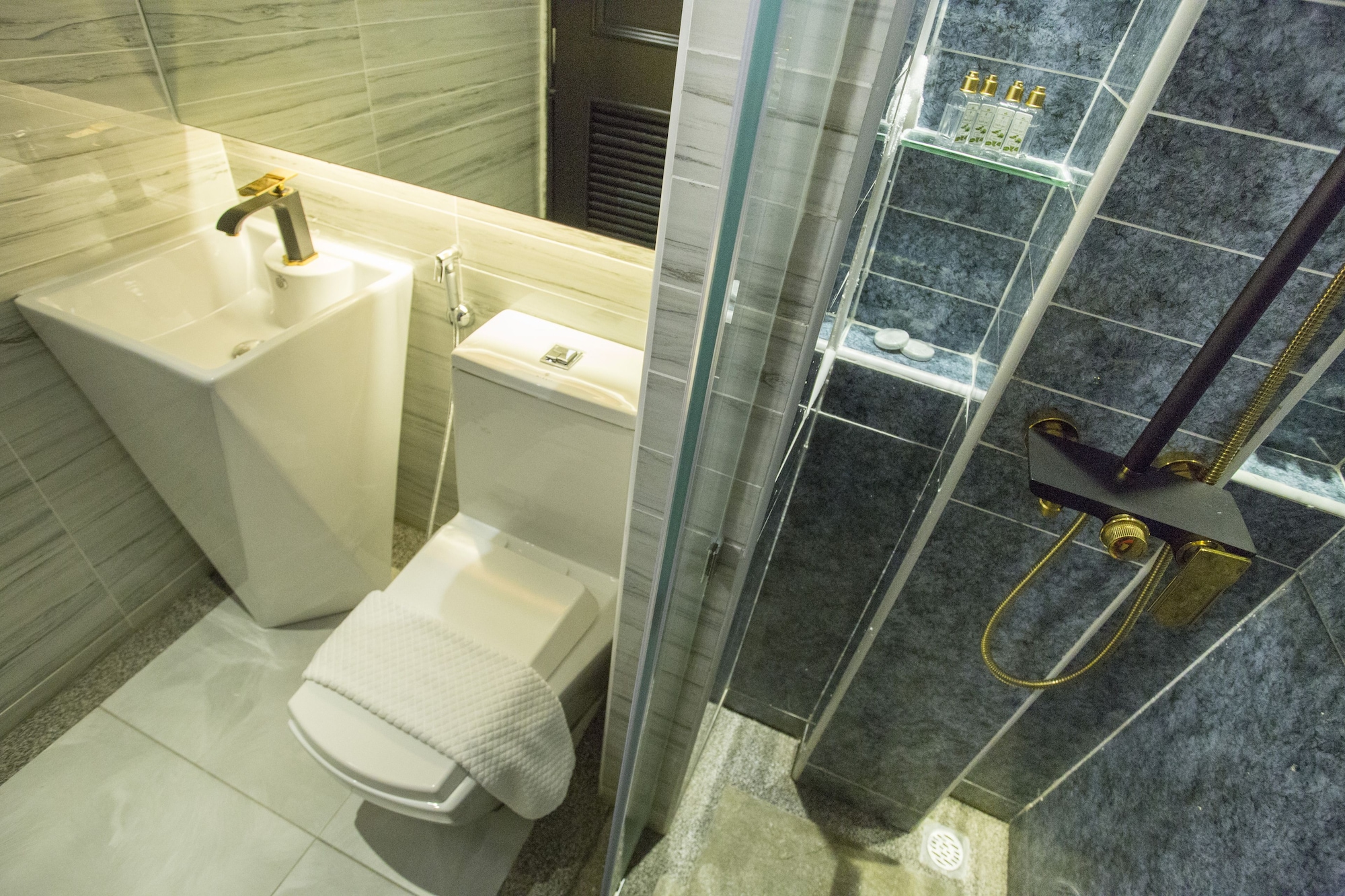 Executive, Twin Beds, Midori Concept Hotel 5/10