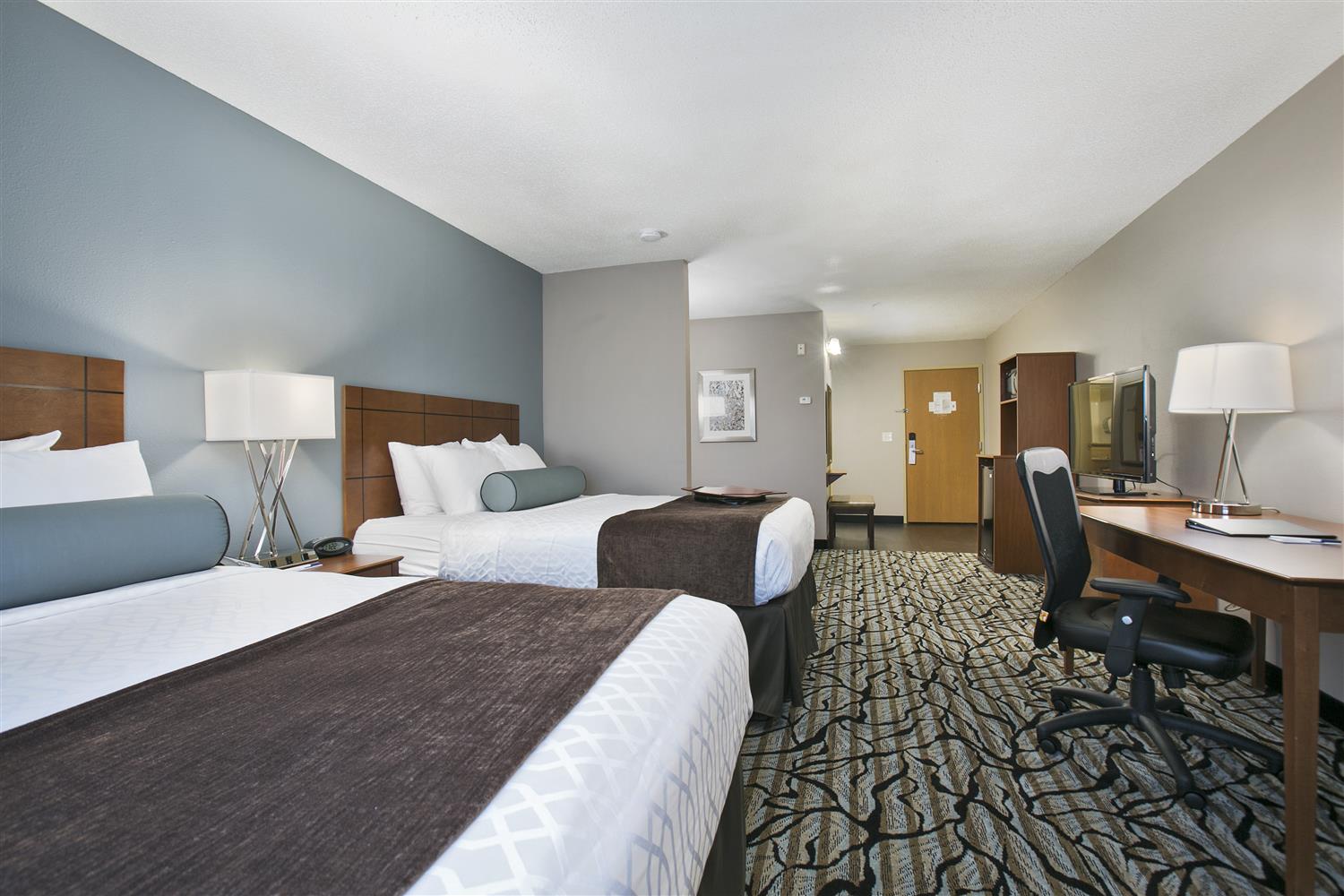 جناح بسريرين كوين مع أريكة، Best Western Plus Blaine At The National Sports Center 5/8
