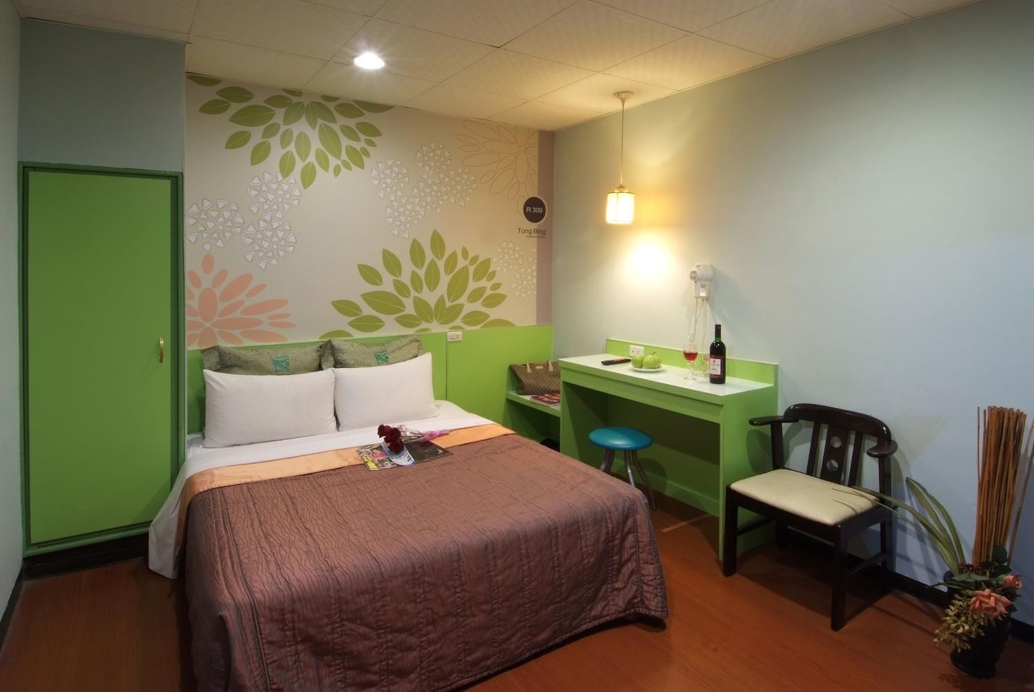 PREMIER, DOUBLE BED