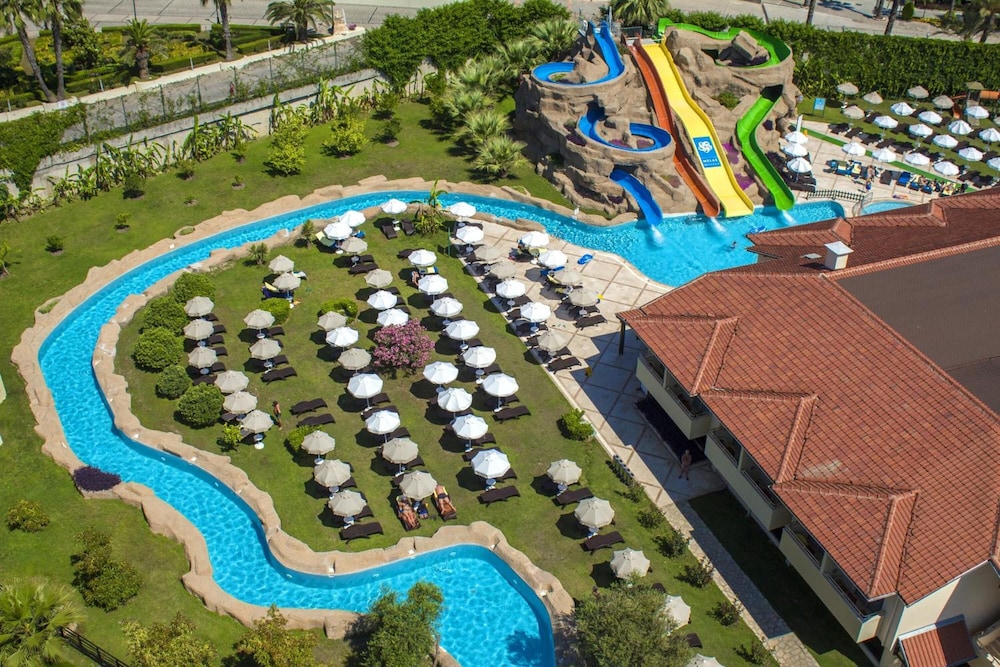 Melas Holiday Village 4/71