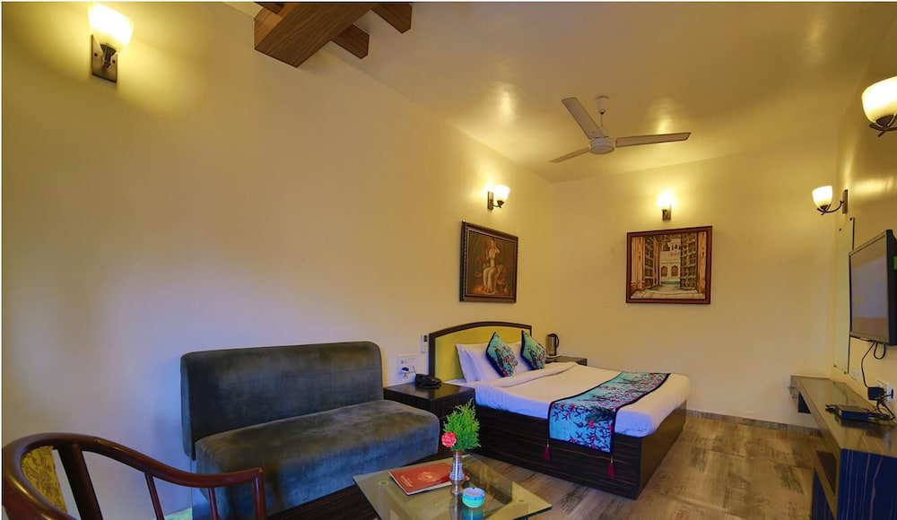 HOTEL KARNAVATI 28/50