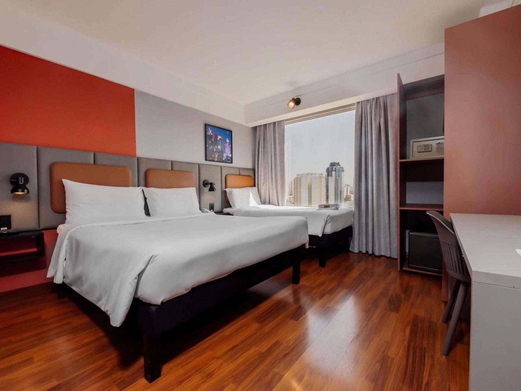 Standard, Multiple Beds