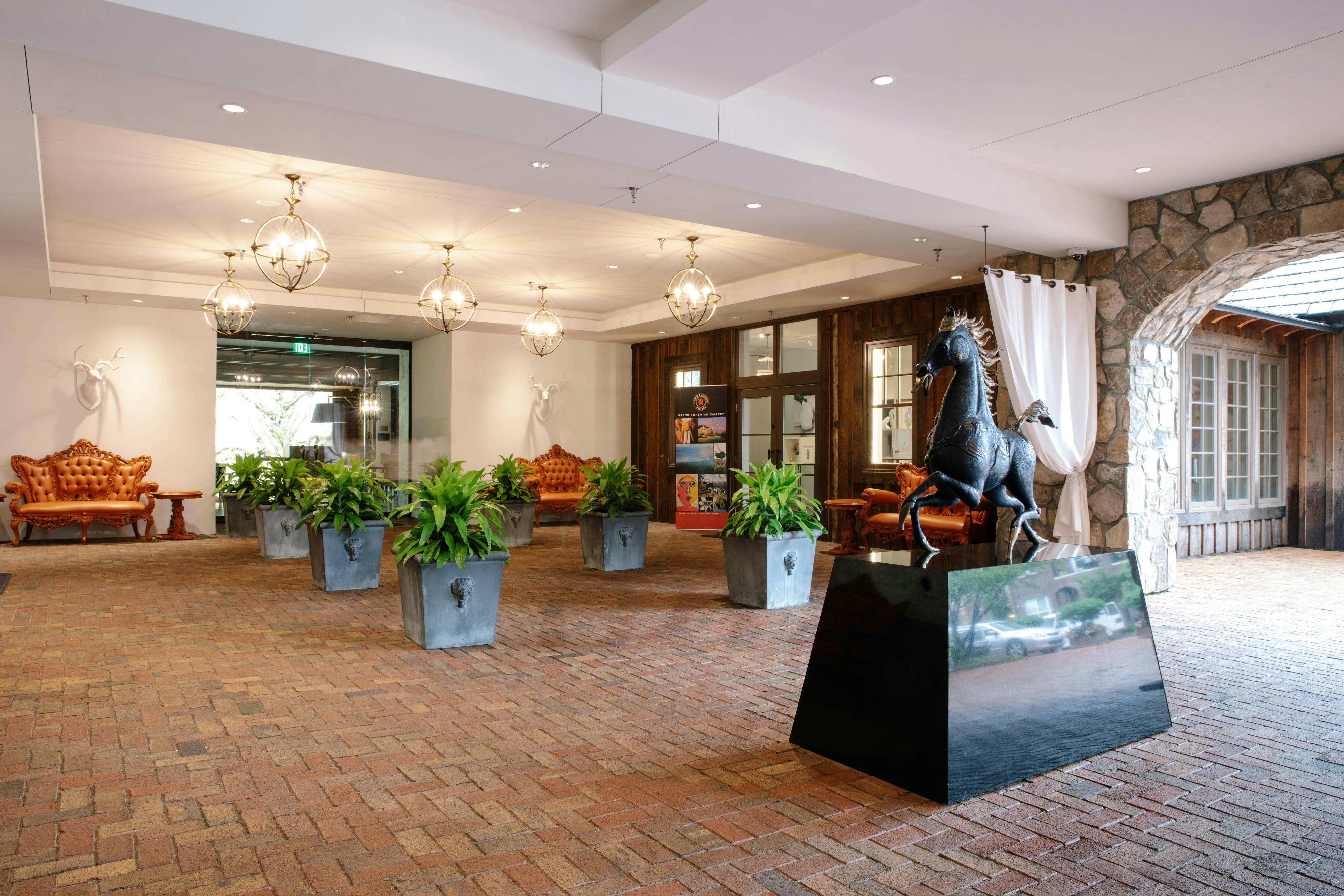Grand Bohemian Hotel Mountain Brook Autograph Collection 15/32