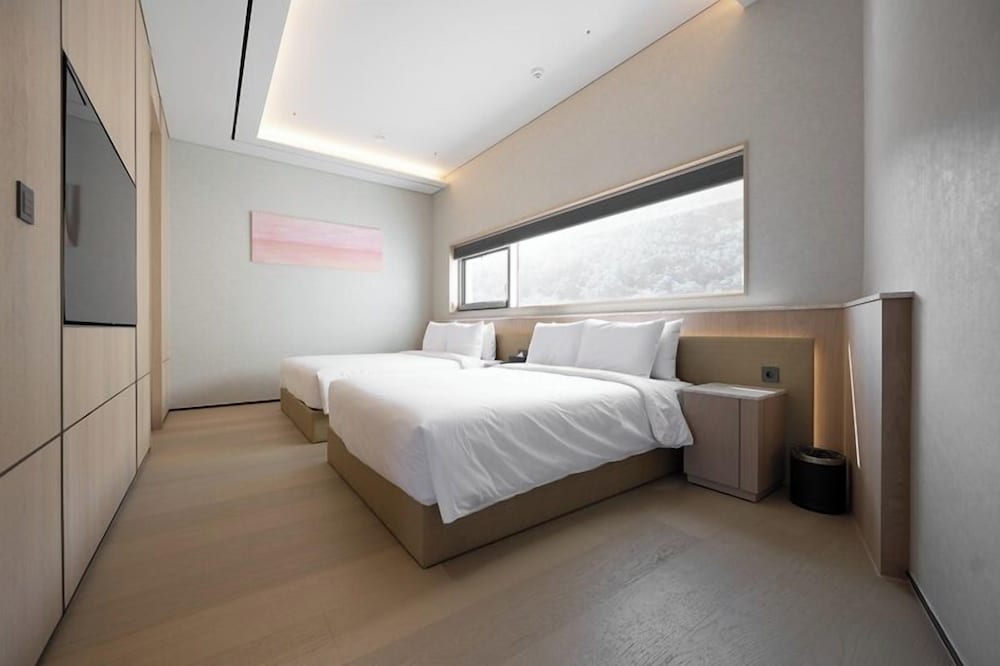 GRAND, SUITE, SEA VIEW, PRIVATE POOL