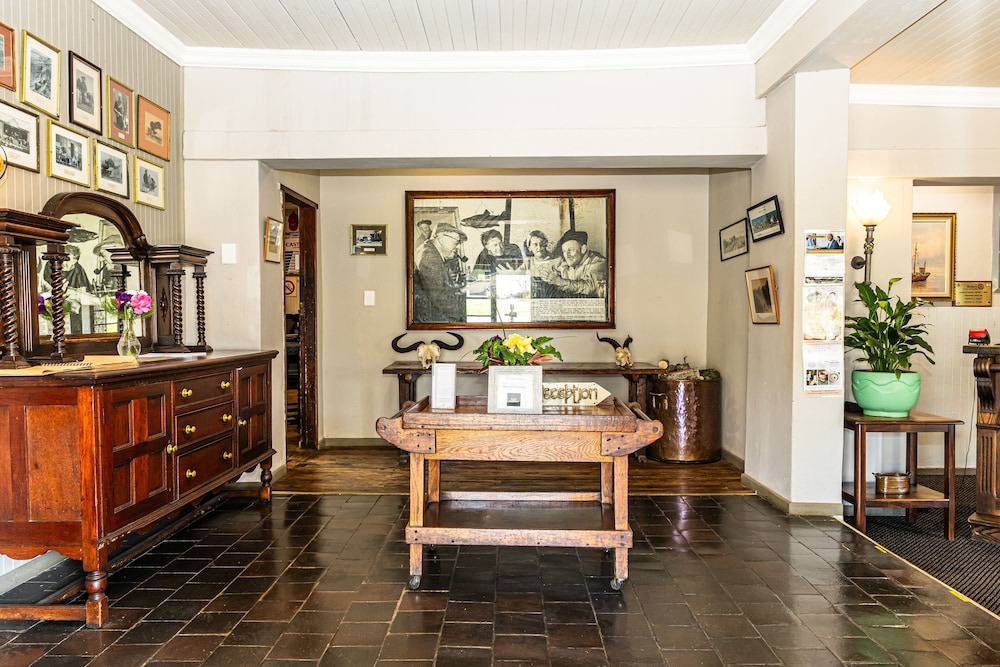 PREMIER HOTEL HIMEVILLE ARMS 3/50