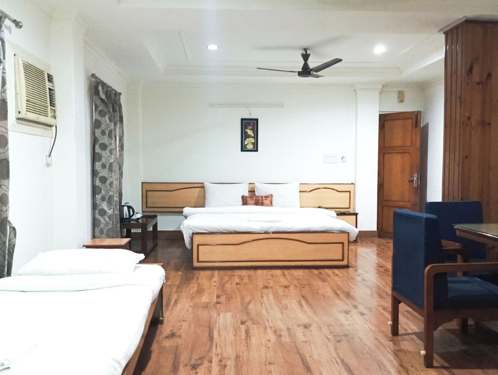 Ecotel Vinayak 18/31