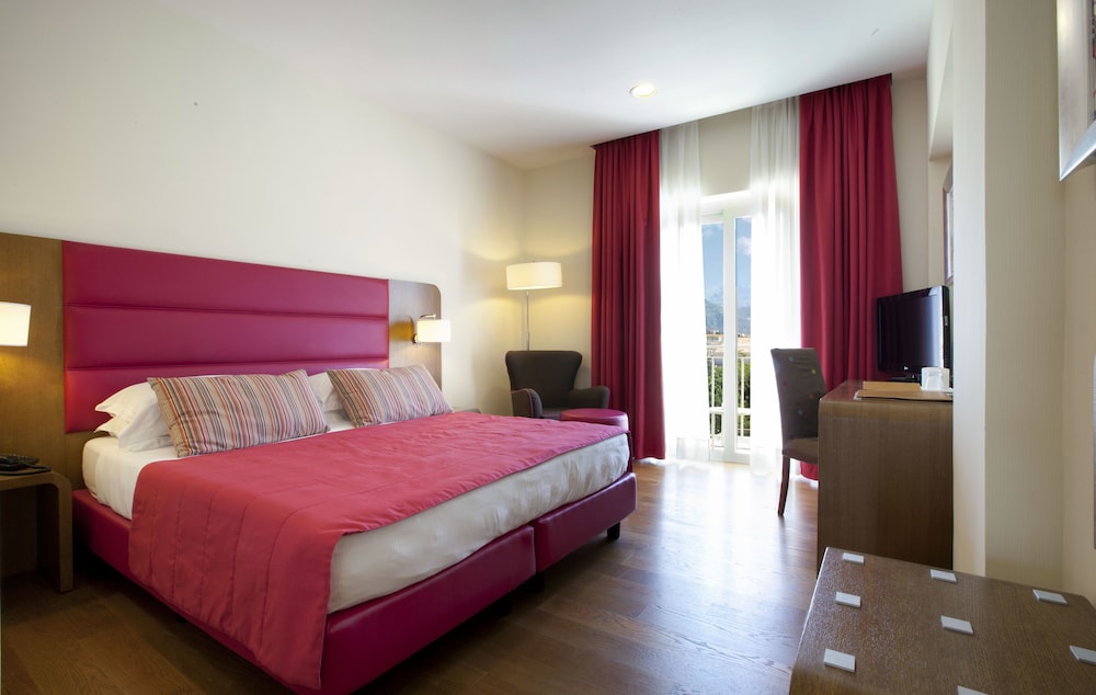 Hotel Plaza Sorrento 9/50
