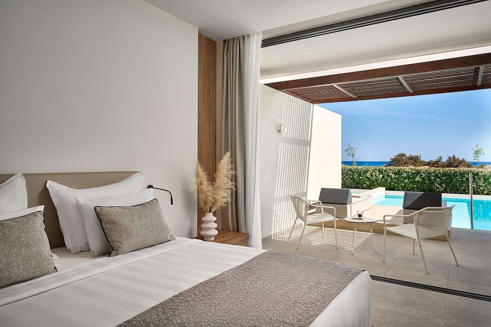 DOUBLE ROOM PRIVATE POOL SEA VIEW