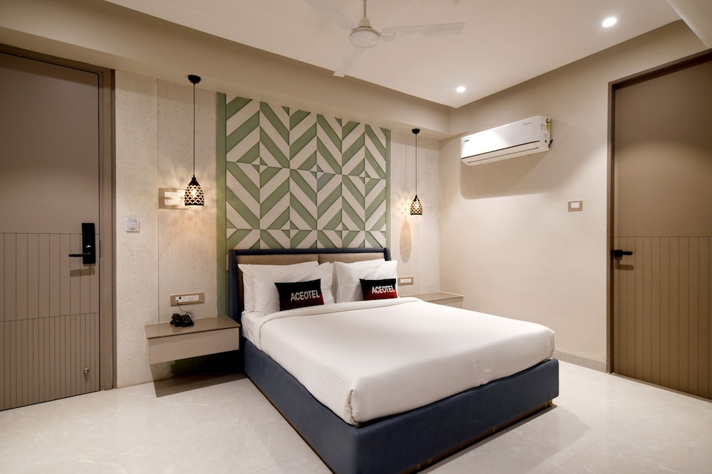 Aceotel Select Tulsi Vijay Nagar 19/44