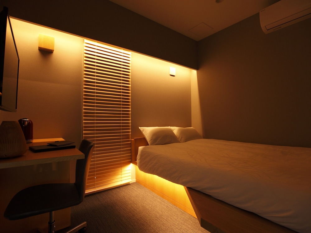 Amanek Ginza East 32/57