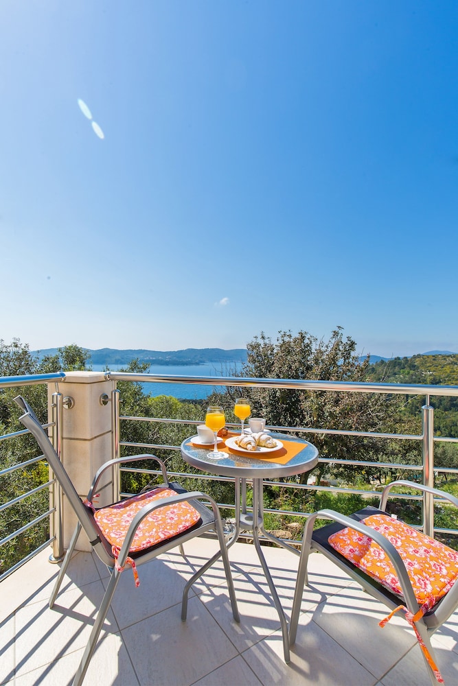 Residences Island View 11/34