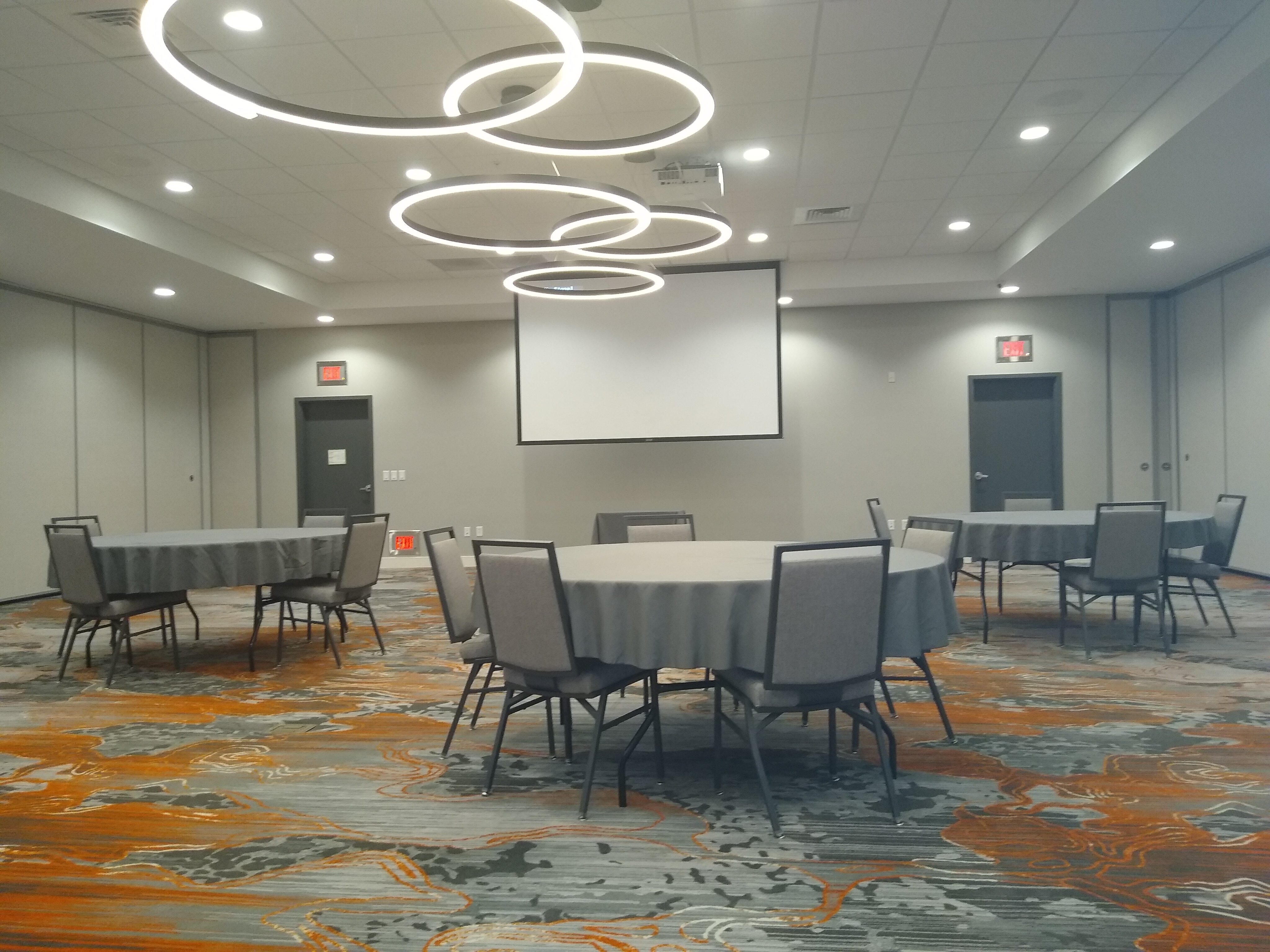 Holiday Inn Kansas City - Northeast 48/55