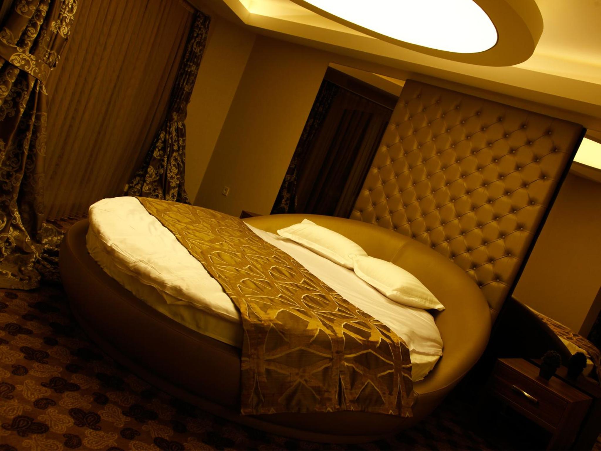 Vip, Suite