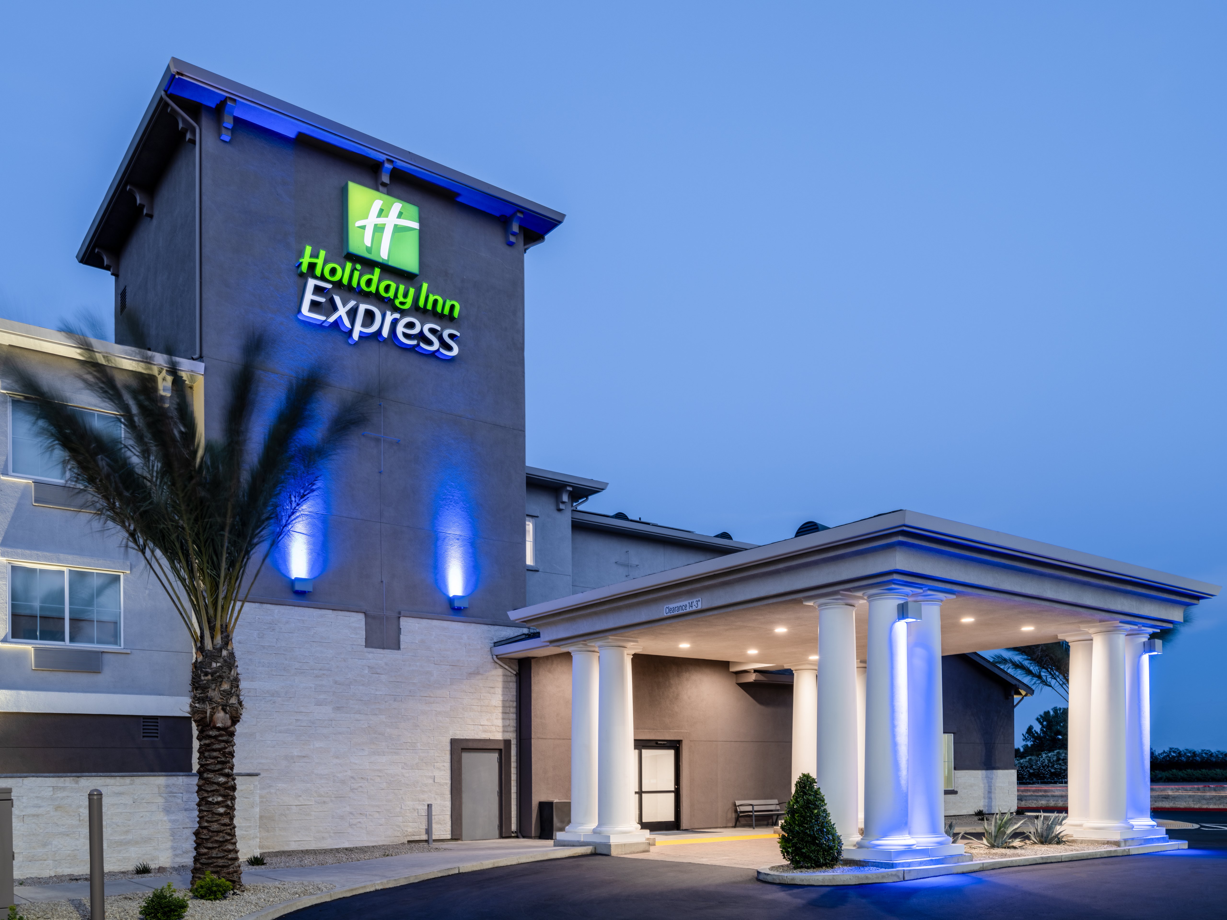 Holiday Inn Express Lodi 2/58