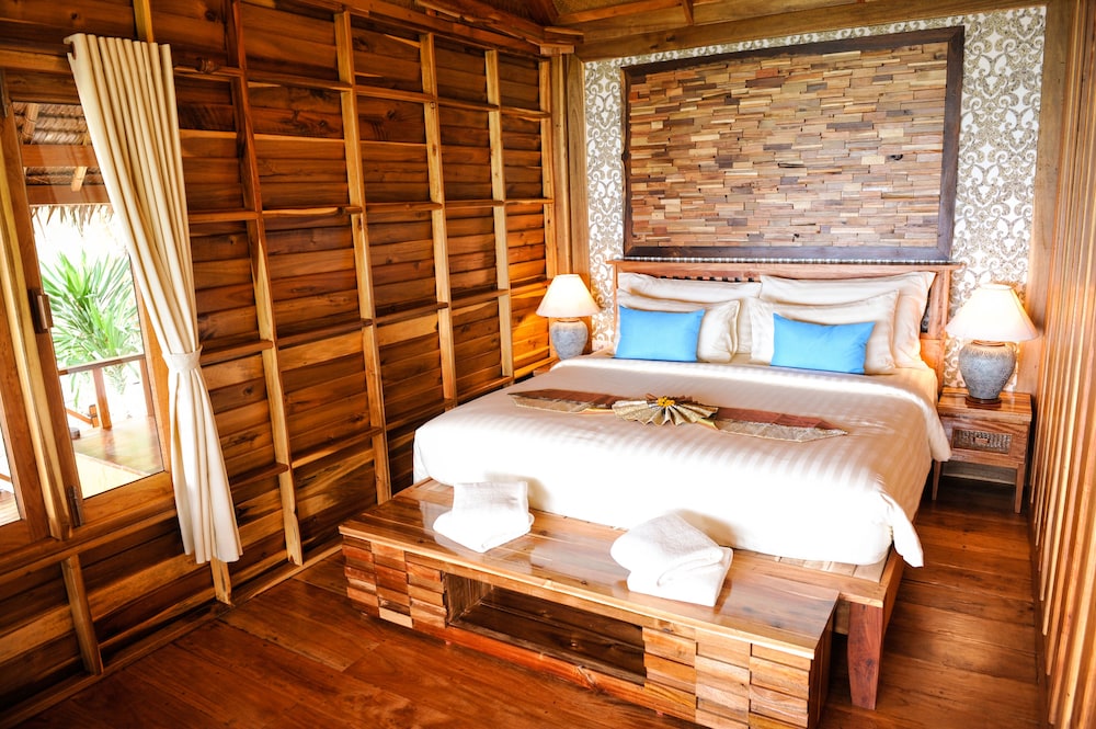 Phi Phi Phu Chalet Beach Resort 3/42