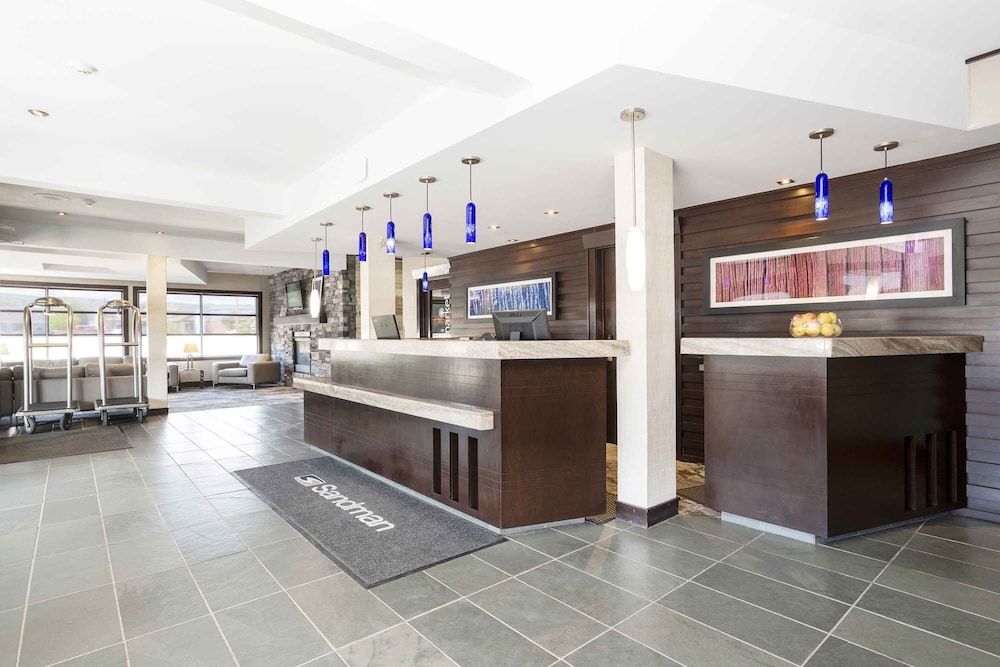 Sandman Hotel & Suites Prince George 2/47