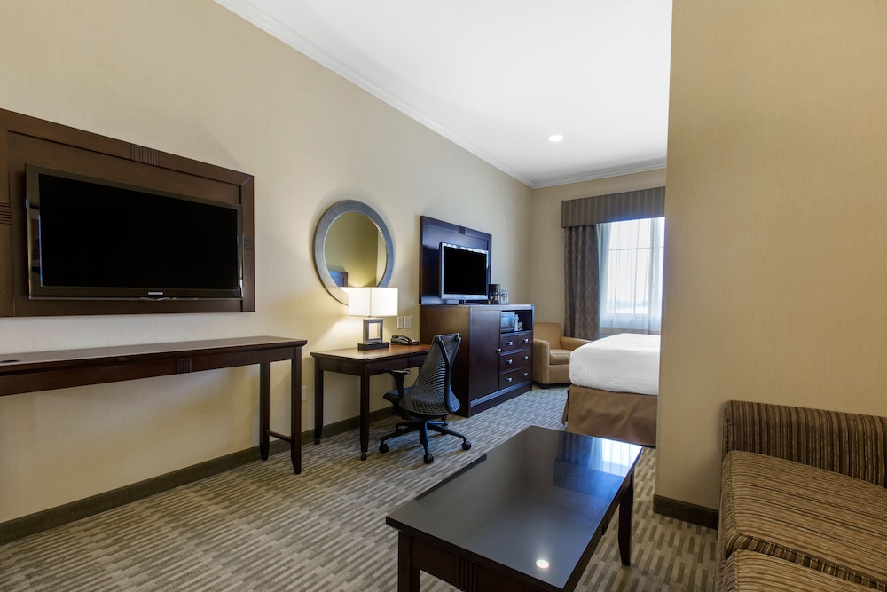 The Oaks Hotel And Suites 41/43