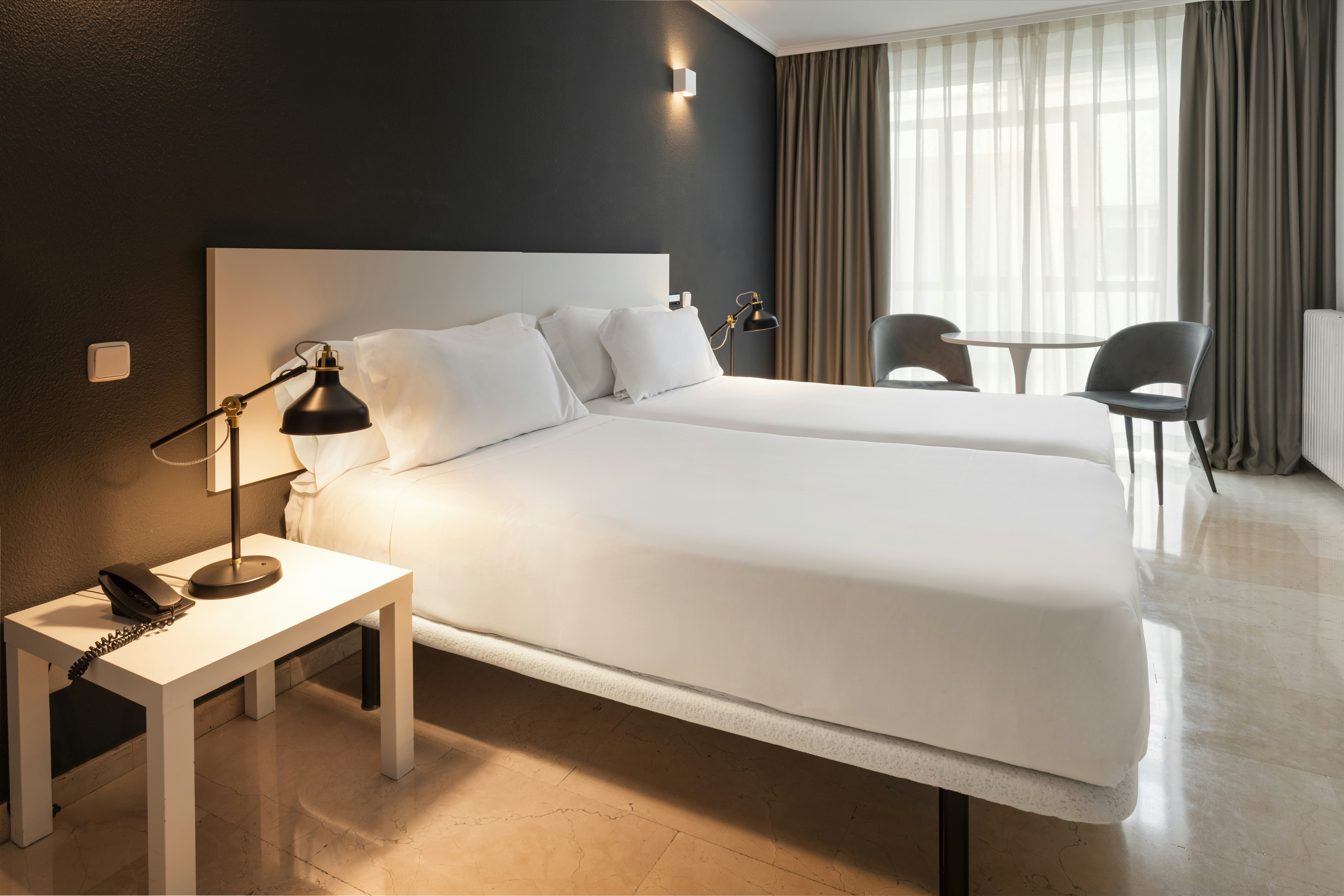 CLASSIC, APARTMENT, TWIN BEDS