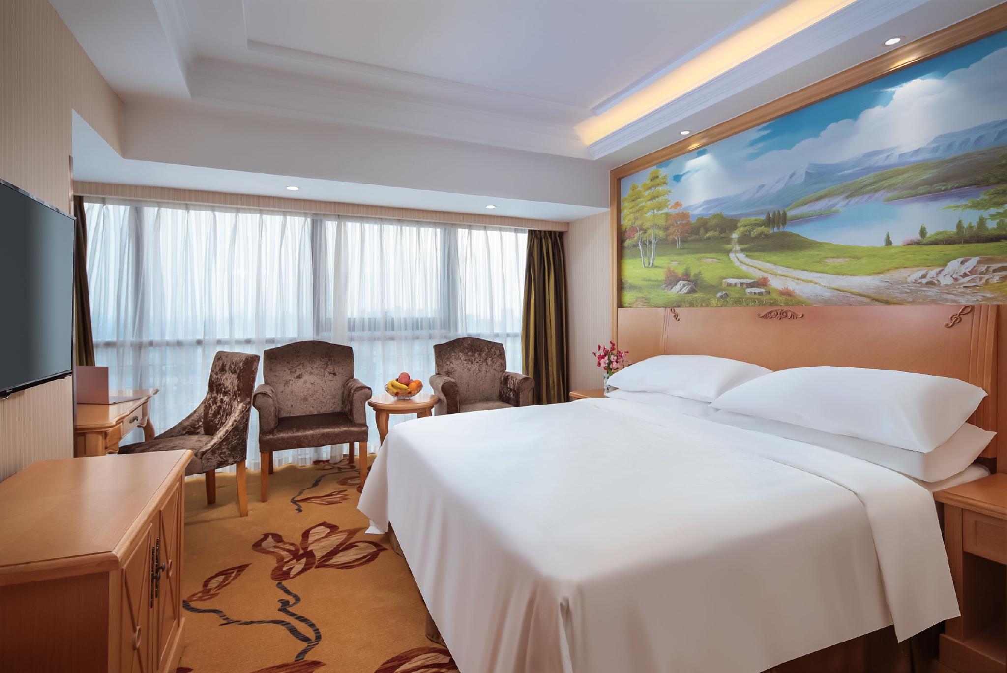 Vienna Hotel (Suzhou Shengze International Trade Center) 18/29